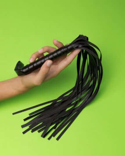 Latigo BDSM Negro